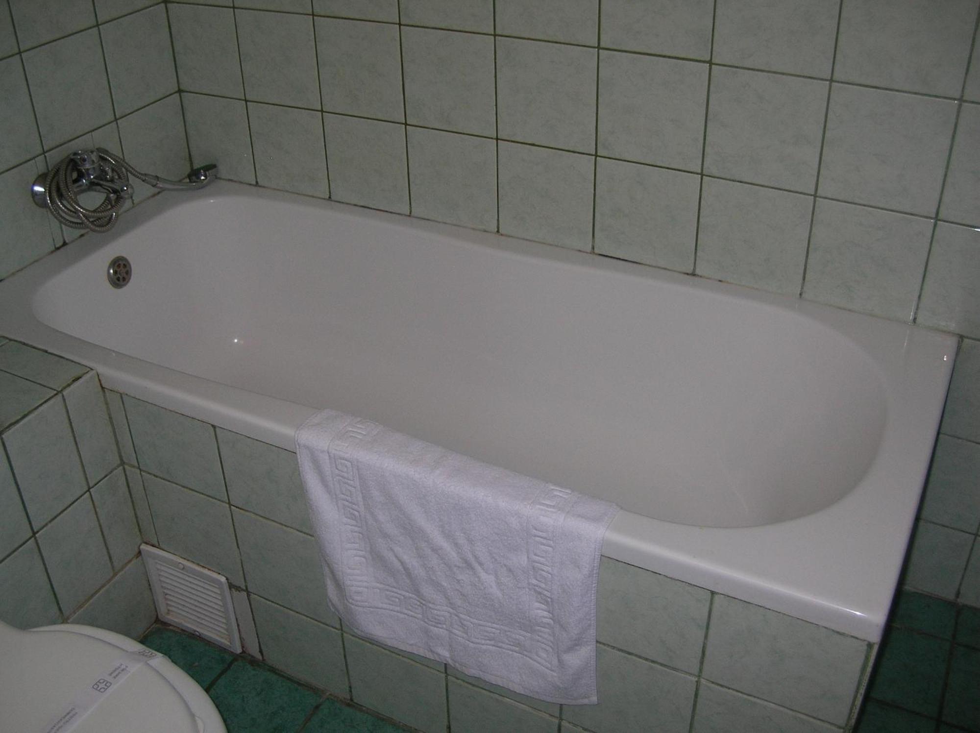 Hotel Federatia Romana De Scrima - Floreta De Aur Bucarest